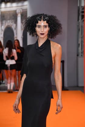 Zoe Helali bei der ABOUT YOU Opera Modenschau in Berlin am 07.10.2026