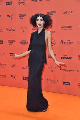 Zoe Helali bei der ABOUT YOU Opera Modenschau in Berlin am 07.10.2026