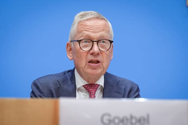 Bundespressekonferenz, Jahresbericht des Nationalen Normenkontrollrat (NKR) zum Buerokratieabbau Lutz Goebel Vorsitzender des NKR im Portrait bei der Vorstellung des Jahresbericht des Nationalen Normenkontrollrat zum Buerokratieabbau, Berlin, 08.10.2026 Berlin Berlin Deutschland