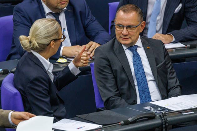 Bundestag Alice Weidel und Tino Chrupalla (AfD) im Deutschen Bundestag am 08.10.26 in Berlin. Berlin Berlin Deutschland Bundestag