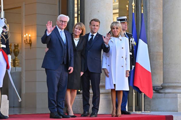 French president hosts German president, Elysee Palace, Paris, France French president Emmanuel Macron and his wife Mme Brigitte Macron host German President Mr Frank Walter Steinmeier and wife Mme Elke Budenbender at the Elysee Palace on October 08, 2026. Paris Elysee Palace Ile de France France