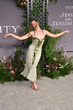 Larsen Thompson bei der Premiere des Kinofilms Sense and Sensibility Sinn und Sinnlichkeit im United Theater. Los Angeles, 07.10.2026