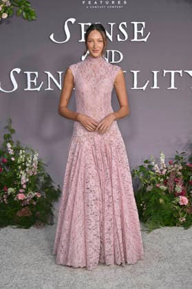 Ava Michelle bei der Premiere des Kinofilms Sense and Sensibility Sinn und Sinnlichkeit im United Theater. Los Angeles, 07.10.2026