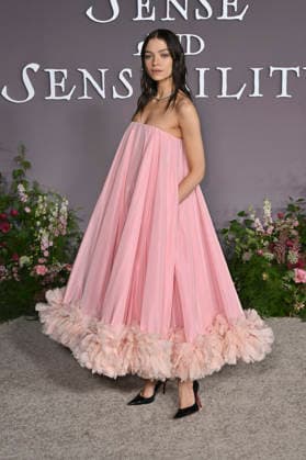 Esme Creed-Miles bei der Premiere des Kinofilms Sense and Sensibility Sinn und Sinnlichkeit im United Theater. Los Angeles, 07.10.2026