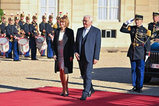 French president hosts German president, Elysee Palace, Paris, France French president Emmanuel Macron and his wife Mme Brigitte Macron host German President Mr Frank Walter Steinmeier and wife Mme Elke Budenbender at the Elysee Palace on October 08, 2026. Paris Elysee Palace Ile de France France