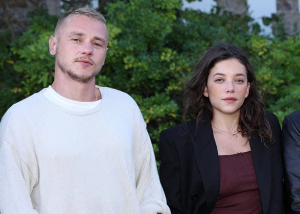 Ben Hardy and Zoe Adjani Jury photocall at the 37th edition of the Dinard British Film Festival on October 8, 2026 Denis Guignebourg Bestimage Jury photocall at the 37th edition of the Dinard British Film Festival on October 8, 2026 Dinard, France  Copyright: xDenisxGuignebourgx xBestimagexDenisxGuignebourgx xBestimagex
