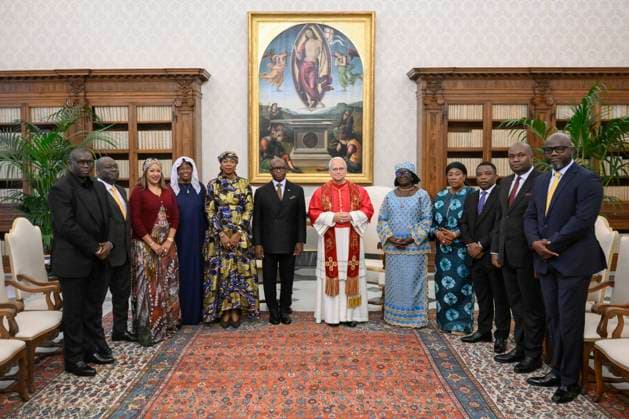 ITALY - POPE - VATICAN-2026 10 8 Italy, Rome, Vatican, 2026 10 8 Pope Leo XIV receives Mr. Julius Maada Bio, President of the Republic of Sierra Leone, in a private audience in Vatican . EDITORIAL USE ONLY - NO BOOKS Copyright: xVATICANxMEDIA xCatholicxPressxPhotox