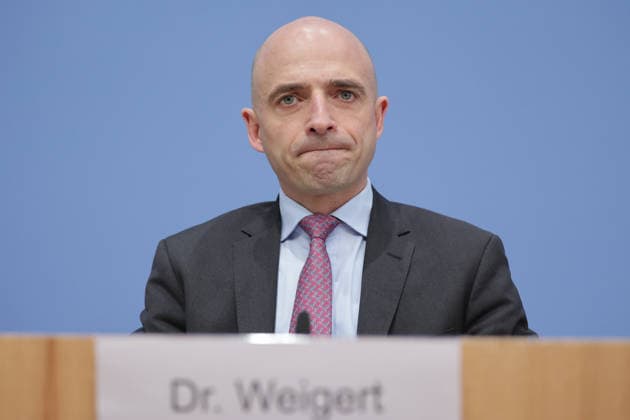 Dr. Benjamin Weigert, Abteilungsleiter Wirtschaft im Bundesministerin für Wirtschaft und Energie, PK zu - Vorstellung der Herbstprojektion 2026 der Bundesregierung, Berlin, 08.10.2026