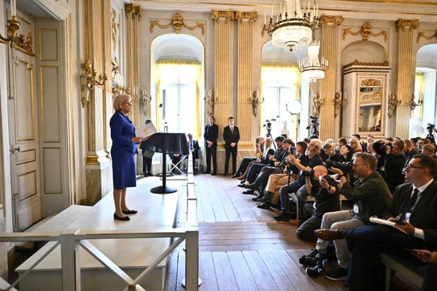 Ingrid Carlberg, Permanent Secretary of the Swedish Academy, announces that Canadian author Anne Carson has been awarded the 2026 Nobel Prize in Literature at Börshuset in Stockholm, Sweden, on October 8, 2026. STOCKHOLM, SWEDEN x10430x  Copyright: xChristinexOlsson TTx NOBEL PRIZE IN LITERATURE 2026 HmbGSow_PyY