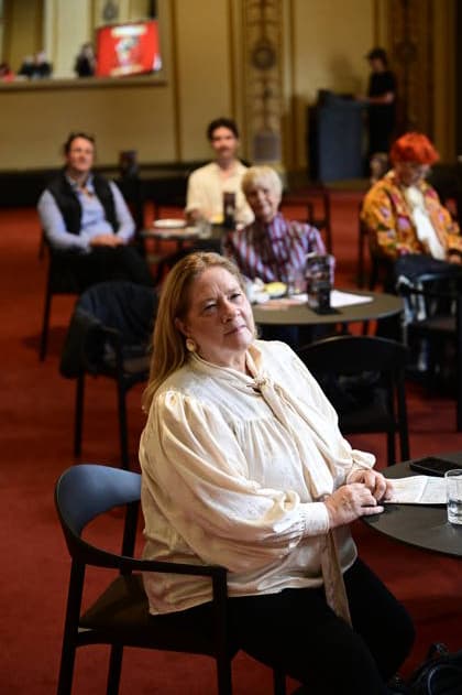 Kathy Kelly beim Pressegespräch und Präsentation des 16. HOPE-Award zur 18. HOPE-Gala Dresden im Schauspielhaus Dresden. Dresden, 08.10.2026 Copyright: xMatthiasxWehnertx