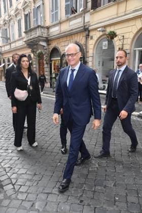 IPA89427907 - Rome, Teatro Sistina: Celebration marking the 150th anniversary of *Corriere della Sera*. Pictured: Roberto Gualtieri  Copyright: xVincenzoxLandix xVincenzoxLandix IPA89427907