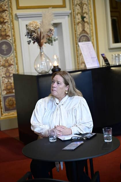 Kathy Kelly beim Pressegespräch und Präsentation des 16. HOPE-Award zur 18. HOPE-Gala Dresden im Schauspielhaus Dresden. Dresden, 08.10.2026 Copyright: xMatthiasxWehnertx