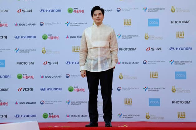 red carpet at Seoul Drama Awards in South Korea Filipino actor Paulo Avelino poses for photos on the red carpet during the 21st Seoul International Drama Awards in Seoul, South Korea, on October 08, 2026. Seoul South Korea  Copyright: xMatrixxImages JungxUi-Chelx