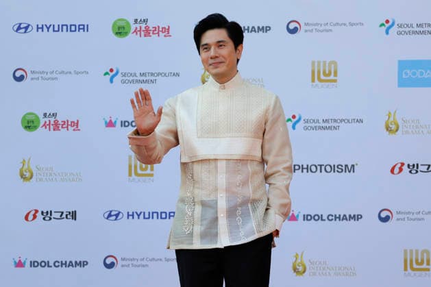 red carpet at Seoul Drama Awards in South Korea Filipino actor Paulo Avelino poses for photos on the red carpet during the 21st Seoul International Drama Awards in Seoul, South Korea, on October 08, 2026. Seoul South Korea  Copyright: xMatrixxImages JungxUi-Chelx