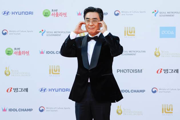 red carpet at Seoul Drama Awards in South Korea South Korean actor Ryu Seung-ryong poses for photos on the red carpet during the 21st Seoul International Drama Awards in Seoul, South Korea, on October 08, 2026. Seoul South Korea  Copyright: xMatrixxImages JungxUi-Chelx