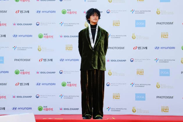 red carpet at Seoul Drama Awards in South Korea Japanese singer and actor Jin Akanishi poses for photos on the red carpet during the 21st Seoul International Drama Awards in Seoul, South Korea, on October 08, 2026. Seoul South Korea  Copyright: xMatrixxImages JungxUi-Chelx