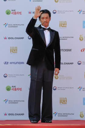 red carpet at Seoul Drama Awards in South Korea South Korean actor Kim Min pose for photos on the red carpet during the 21st Seoul International Drama Awards in Seoul, South Korea, on October 08, 2026. Seoul South Korea  Copyright: xMatrixxImages JungxUi-Chelx