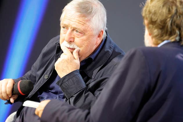 Frankfurt Impressionen 08.10.2026 Die 78. Frankfurter Buchmesse bietet für vieles eine Bühne hier ARD BR Büchermagazin Wolf Biermann: Löscht das Feuer mit Benzin. Tagebücher. Über Verbot, Ausbürgerung und Mauerfall Moderation: Knut Cordsen Frankfurt (Main) Hessen Deutschland