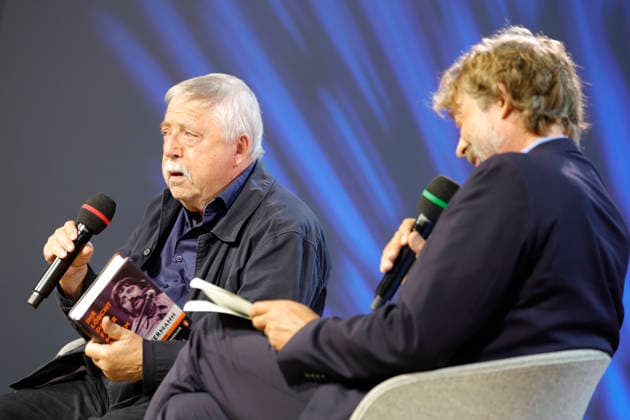 Frankfurt Impressionen 08.10.2026 Die 78. Frankfurter Buchmesse bietet für vieles eine Bühne hier ARD BR Büchermagazin Wolf Biermann: Löscht das Feuer mit Benzin. Tagebücher. Über Verbot, Ausbürgerung und Mauerfall Moderation: Knut Cordsen Frankfurt (Main) Hessen Deutschland