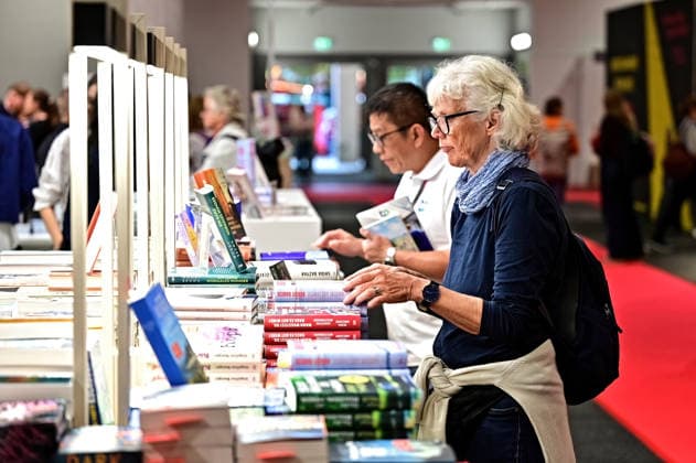 Frankfurter Buchmesse 2026. Besucher der Frankfurter Buchmesse am 08.10.2026. 20261008MWI152821