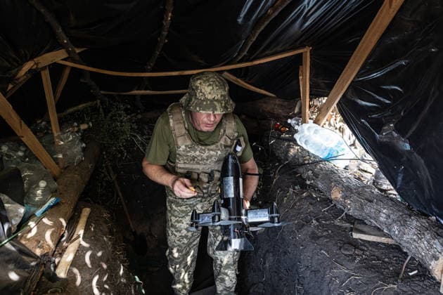 Ukrainian drone units are on duty at the front lines in Donetsk Region DONETSK REGION, UKRAINE - OCTOBER 8: A Ukrainian soldier carries a drone to attack enemy drones in the Donetsk region, Ukraine, 8 October 2026 Diego Herrera Carcedo Anadolu Donetsk Ukraine. Editorial use only. Please get in touch for any other usage.  Copyright: x2026xAnadoluxDiegoxHerreraxCarcedox