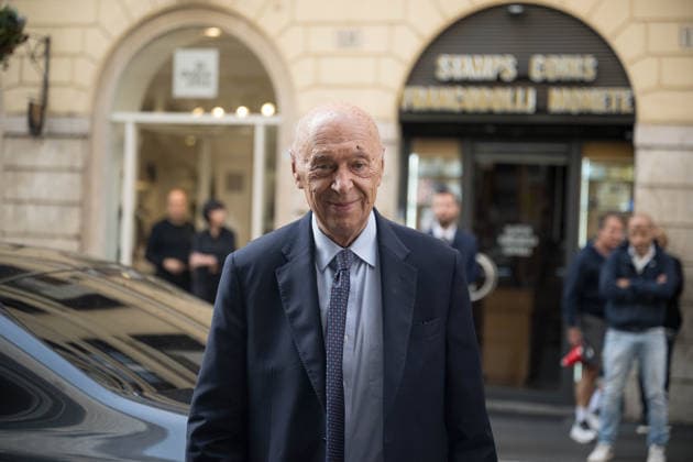 IPA89429579 - Journalist Paolo Mieli arriving at the Teatro Sistina for the celebrations marking the 150th anniversary of the *Corriere della Sera* in Rome, Italy, on October 8, 2026. Flavio Brancaleone Fotogramma  Copyright: xFLAVIO_BRANCALONEx xx IPA89429579