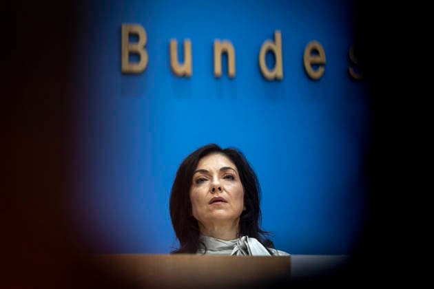 Katherina Reiche, Bundesministerin fuer Wirtschaft und Energie, stellt die Herbstprojektion 2026 der Bundesregierung im Rahmen einer Bundespressekonferenz vor, in Berlin, 08.10.2026. Berlin Deutschland Copyright: xYonaxElsnerx