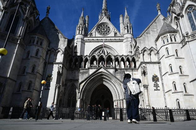 Royal Courts of Justice seen ahead of Andrew Mountbatten-Windsor s hearing LONDON, UNITED KINGDOM - OCTOBER 8: A view of the Royal Courts of Justice, where the hearing of Andrew Mountbatten-Windsor s legal challenge against search warrants related to his arrest over his alleged links to Jeffrey Epstein is due to take place in London, United Kingdom, on October 8, 2026. Rasid Necati Aslim Anadolu London United Kingdom. Editorial use only. Please get in touch for any other usage.  Copyright: x2026xAnadoluxRasidxNecatixAslimx