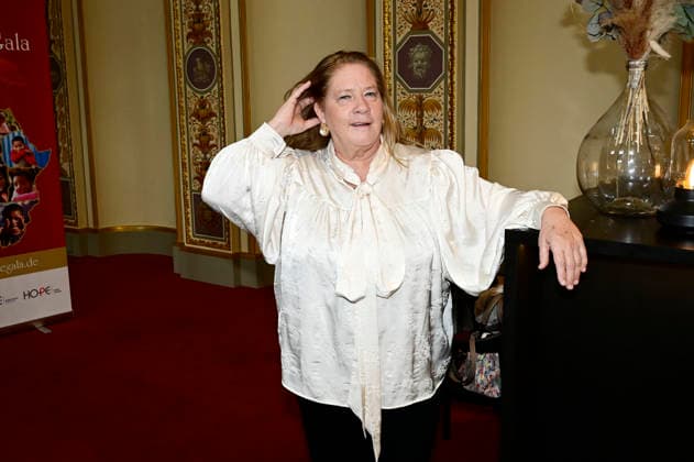 Kathy Kelly beim Pressegespräch und Präsentation des 16. HOPE-Award zur 18. Hope Gala 2026 im Schauspielhaus Dresden. Dresden, 08.10.2026
