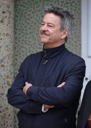 Thibault de Montalembert at the unveiling of Amira Casar’s beach hut on Dinard Beach during the 37th Dinard British and Irish Film Festival, France, on October 8, 2026. Denis Guignebourg, Bestimage. 37th Dinard British Irish Film Festival on October 8, 2026, in Dinard, France. Dinard, France  Copyright: xDenisxGuignebourgx xBestimagexDenisxGuignebourgx xBestimagex