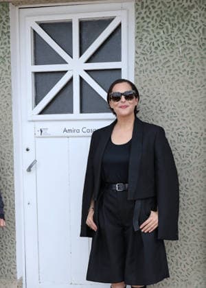 Amira Casar at the unveiling of her beach cabana during the 37th Dinard British and Irish Film Festival, France, on October 8, 2026. Denis Guignebourg, Bestimage. 37th Dinard British Irish Film Festival on October 8, 2026, in Dinard, France. Dinard, France  Copyright: xDenisxGuignebourgx xBestimagexDenisxGuignebourgx xBestimagex