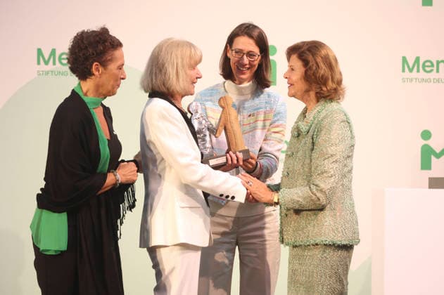 Sybille Perez, Monika Brandt, Bettina Gräfin Bernadotte und Königin Silvia von Schweden bei der Verleihung vom Mentor-Zukunftspreis beim Jubiläum der Mentor-Stiftung auf der Insel Mainau. Mainau, 08.10.2026