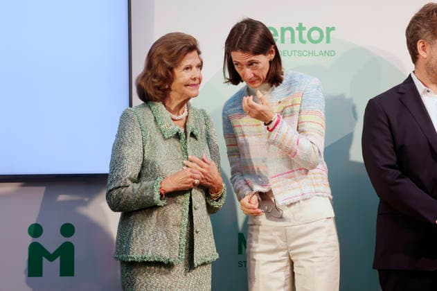 Königin Silvia von Schweden und Bettina Gräfin Bernadotte beim Jubiläum der Mentor-Stiftung auf der Insel Mainau. Mainau, 08.10.2026