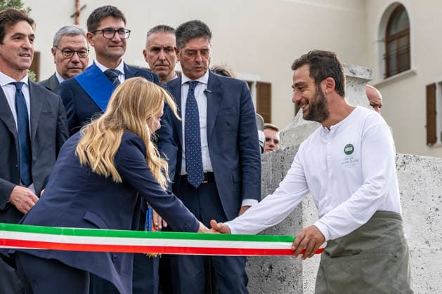 IPA89434788 - ASCOLI PICENO, ITALY OCTOBER 8, 2026: Prime Minister Giorgia Meloni attends the presentation and inauguration ceremony for the Palazzo Saladini Pilastri complex and its monumental park in Ascoli Piceno. The restoration project is part of the PINQuA program for urban regeneration and the enhancement of the city™s historical heritage. (Photo: Andrea Vagnoni IPA Agency)  Copyright: xAndreaxVagnonix xx IPA89434788