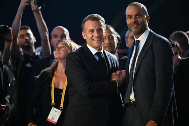 President Macron at Bpifrance Inno Generation - Paris France s President Emmanuel Macron greets basketball player Tony Parker on stage during the Bpifrance Inno Generation (BIG) event, one of Europe’s largest gatherings dedicated to entrepreneurs, in Paris, France on October 8, 2026. Photo by Jeanne Accorsini Pool ABACAPRESS.COM Paris France  Copyright: xAccorsinixJeanne Pool ABACAx
