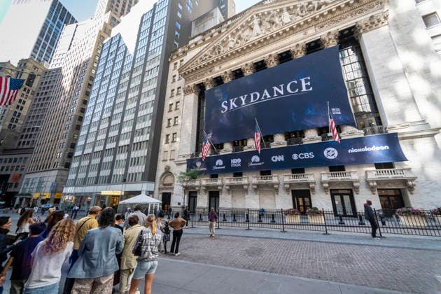 Skydance at the NYSE The New York Stock Exchange is decorated with a banner for Skydance on Thursday, October 8, 2026 celebrating it listing from NASDAQ to the NYSE following its acquisition of Warner Bros. Discovery.. (  RichardxB.xLevine