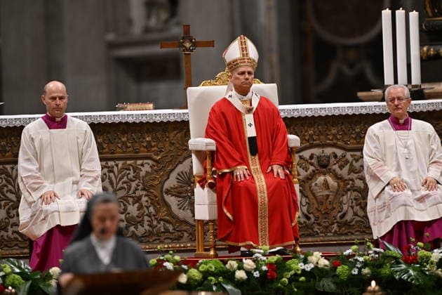 RECORD DATE NOT STATED MESSA_PAPA_2026 Italy, Rome, Vatican, 2026 10 8 Pope Leo XIV celebrates Holy Mass for the academic year at the Pontifical Universities in St Peter s Basilica in the Vatican . EDITORIAL USE ONLY - NO BOOKS Copyright: xAlessiaxGiuliani Catholicpressphotox