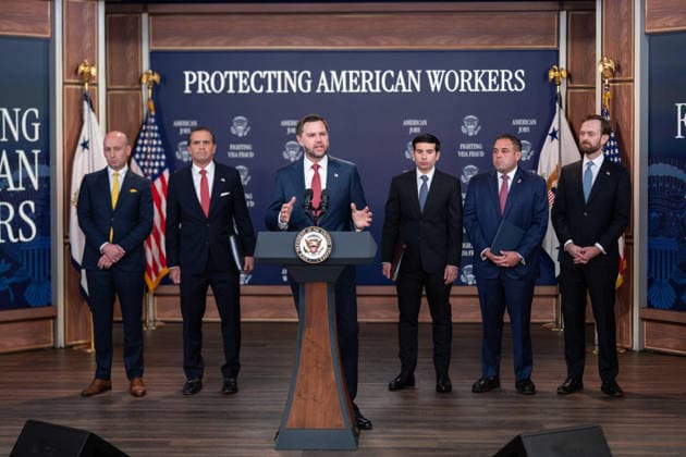 JD Vance During Immigration Program Announcement - Washington Vice President JD Vance gives remarks during an announcement in the South Court Auditorium of the Eisenhower Executive Office Building at the White House in Washington, DC, US, on Thursday, Oct. 8, 2026. The Trump administration said Thursday that it would suspend an immigration program for multiple tech firms, including Microsoft Corp., alleging widespread abuse of a worker visa system. Photo by Aaron Schwartz Pool ABACAPRESS.COM Washington District of Columbia  Copyright: xPool ABACAx