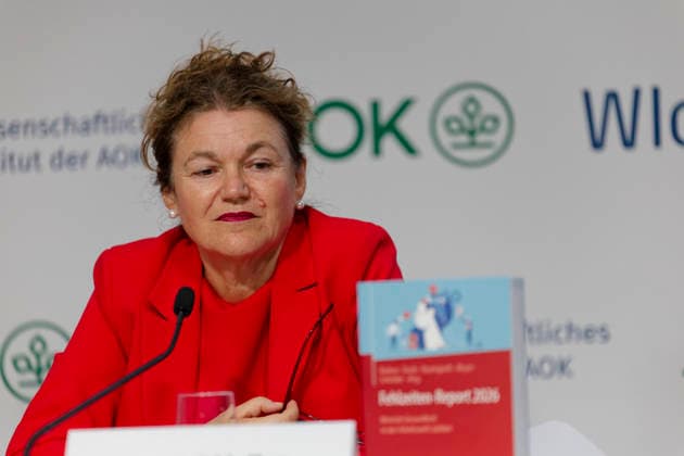 AOK-Fehlzeitenreport 2026 vorgestellt 2026-10-08 Deutschland, Berlin PressekonferenzFehlzeiten-Report 2026 des AOK-Bundesverbands und des Wissenschaftlichen instituts der AOK (WIsO). Im Bild Prof. Dr. med. Steffi G. Riedel-Heller, MPH, Direktorin des Instituts für Sozialmedizin, Arbeitsmedizin unbd Publich Health der Universität Leipzig sowie Mit-Autorin des Fehlzeiten-Reports 2026.