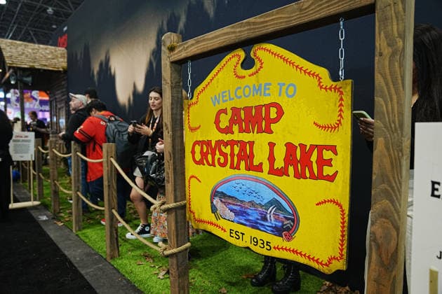 October 8, 2026, New York, New York, USA: Universal Peacock hosts a Camp Crystal Lake experience at the 2026 New York Comic Con at the Javits Center on October 8, 2026 in New York. Crystal Lake premieres on Peacock on October 15. The series is a prequel to the Friday the 13th franchise. New York USA  - ZUMAb148 20261008_zap_b148_032 Copyright: xBryanxSmithx