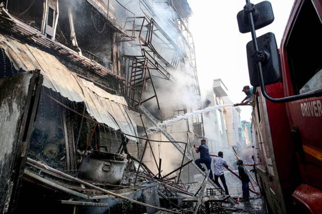 Firefighting operations underway after a fire broke out in Bhopal s New Market locality Bhopal, Oct 08(ANI): Firefighting operations underway after a fire broke out in the shops at New Market locality, in Bhopal on Thursday. Atleast five shops completely gutted, reportedly. Bhopal Madhya Pradesh India Copyright: xANIx ANI_20261008354