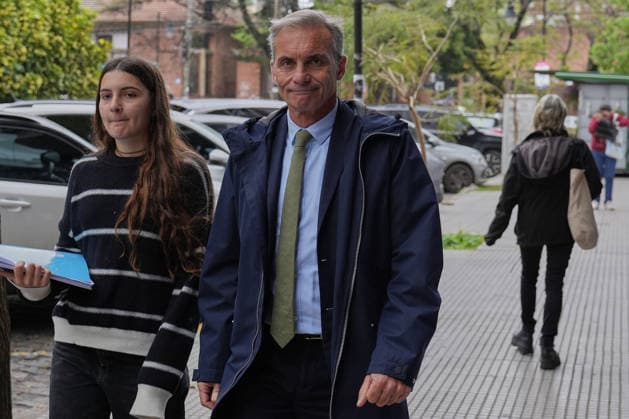 Closing arguments begin in the Maradona s death in Argentina SAN ISIDRO, ARGENTINA - OCTOBER 8: Lawyer of Jana Maradona (R) arrives at courthouse as prosecutors and plaintiff attorneys present their closing arguments before Oral Criminal Court No. 7 in San Isidro, Argentina on October 8, 2026. The trial has entered its final stage, with the accusing parties seeking severe penalties against seven medical professionals charged with homicide with eventual intent over allegations of negligent and indifferent medical care that contributed to Maradona’s death. Luciano Gonzalez Anadolu San Isidro Argentina. Editorial use only. Please get in touch for any other usage.  Copyright: x2026xAnadoluxLucianoxGonzalezx