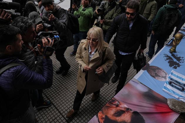 Closing arguments begin in the Maradona s death in Argentina SAN ISIDRO, ARGENTINA - OCTOBER 8: Claudia Villafane, Maradona s ex-wife, arrives at the courthouse as prosecutors and plaintiff attorneys present their closing arguments before Oral Criminal Court No. 7 in San Isidro, Argentina on October 8, 2026. The trial has entered its final stage, with the accusing parties seeking severe penalties against seven medical professionals charged with homicide with eventual intent over allegations of negligent and indifferent medical care that contributed to Maradona’s death. Luciano Gonzalez Anadolu San Isidro Argentina. Editorial use only. Please get in touch for any other usage.  Copyright: x2026xAnadoluxLucianoxGonzalezx