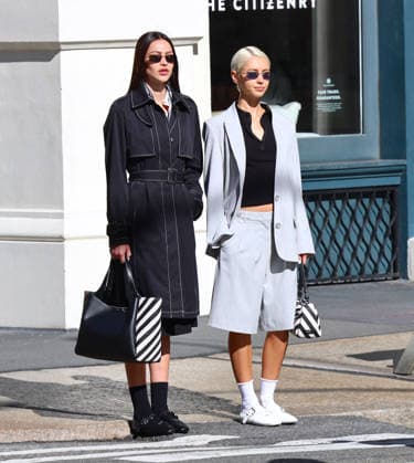 Amelia Halmin and Iris Law during DKNY Photoshoot in New York Top models Amelia Halmin and Iris Law are doing a photoshoot for DKNY in New York, NY on October 8, 2026. Photo by Dylan Travis ABACAPRESS.COM New York NY  Copyright: xDylanxTravis ABACAx