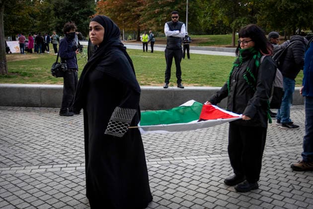 Pro-Palestine Silent Funeral Procession Central London, October 8, 2026 A pro-Palestine silent funeral procession took place in Central London, with demonstrators walking in silence to remember Palestinians killed in the conflict in Gaza. Participants carried Palestinian flags and placards, while some held a coffin and others carried effigies wrapped in burial shrouds, symbolising those killed in the conflict., Credit:Zak Irfan Avalon  Copyright: xZakxIrfanx xAvalonx 1141549597
