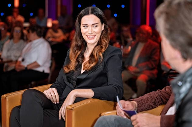 MDR - Riverboat. Model Gloria-Sophie Burkandt anläßlich der Aufzeichnung der MDR - Talkshow Riverboat am 08.10.2026 in der Mediacity Leipzig. 20261008SFL0073