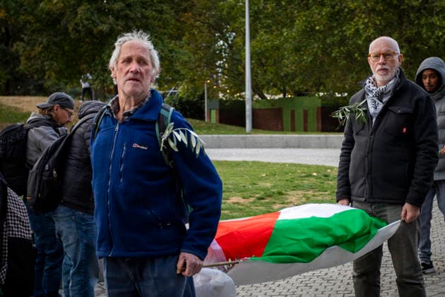 Pro-Palestine Silent Funeral Procession Central London, October 8, 2026 A pro-Palestine silent funeral procession took place in Central London, with demonstrators walking in silence to remember Palestinians killed in the conflict in Gaza. Participants carried Palestinian flags and placards, while some held a coffin and others carried effigies wrapped in burial shrouds, symbolising those killed in the conflict., Credit:Zak Irfan Avalon  Copyright: xZakxIrfanx xAvalonx 1141551879
