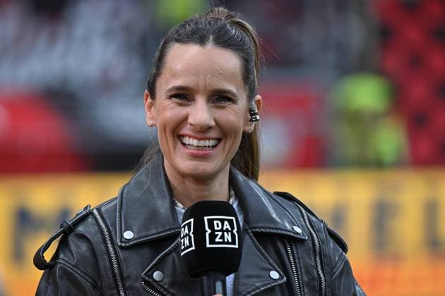 Christina Rann wird bei DAZN die erste Frau in der Bundesliga-Konferenz - Archivbilder