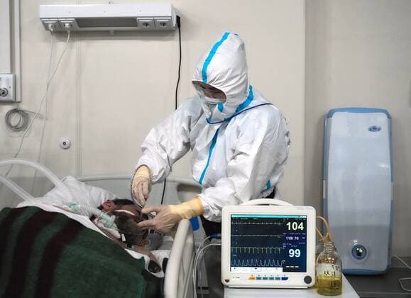 Coronavirus in Russland, Eindrücke aus temporärem Krankenhaus in St. Petersburg