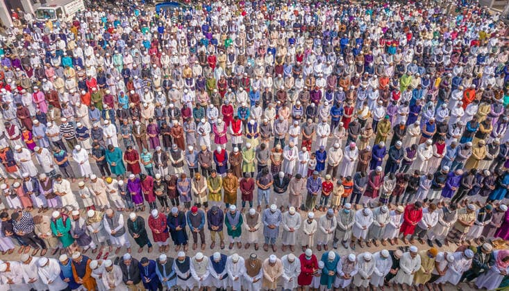 Coronavirus in Bangladesch, Beerdigung eines an Omikron verstorbenen Muslim in Barishal